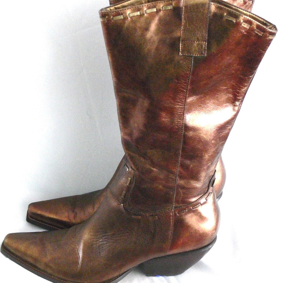 BCBGirls Shoes - BCBG Girl's Leather Bronze Metallic Western Boots